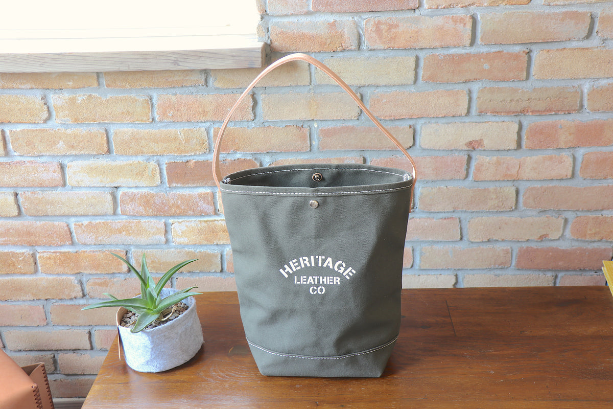 Bucket Bag: Olive