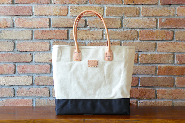 Day Tote: Natural x